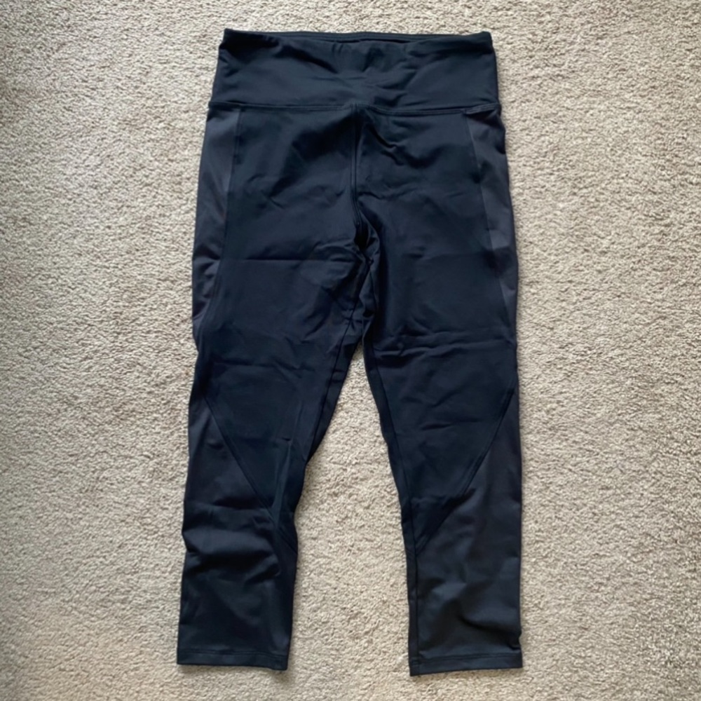 Black Thick cropped leggings